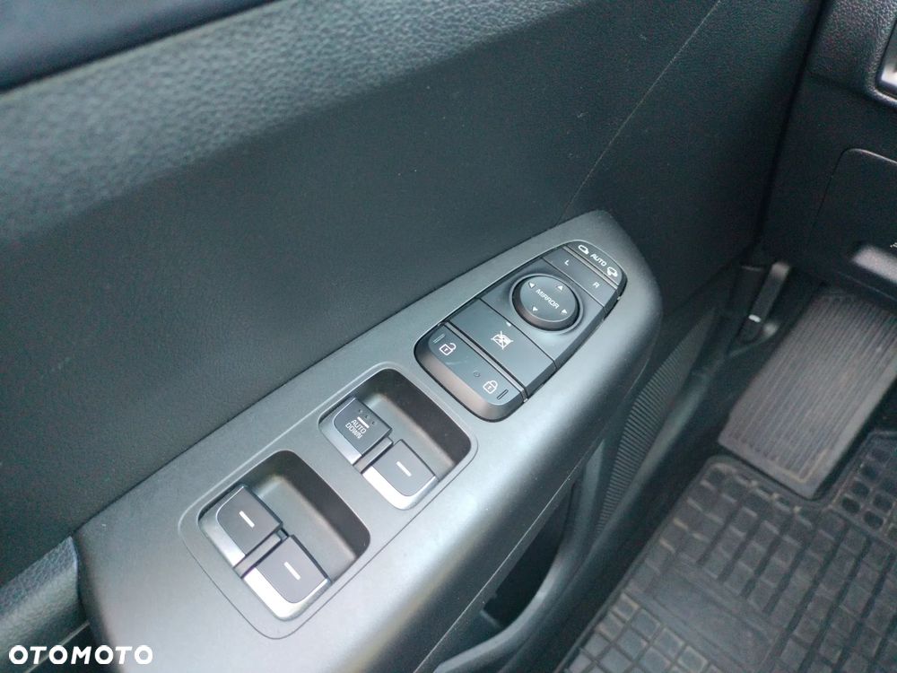 Kia Sportage 1.6 GDI M 2WD - 23
