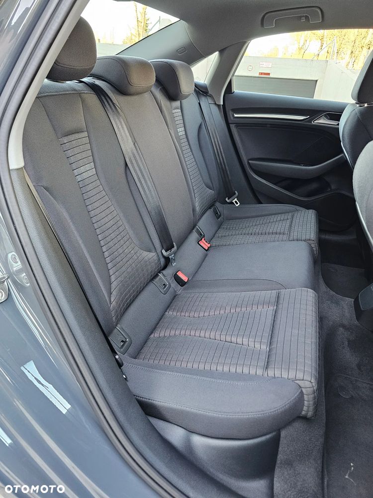 Audi A3 Limousine 1.6 TDI Sport - 19