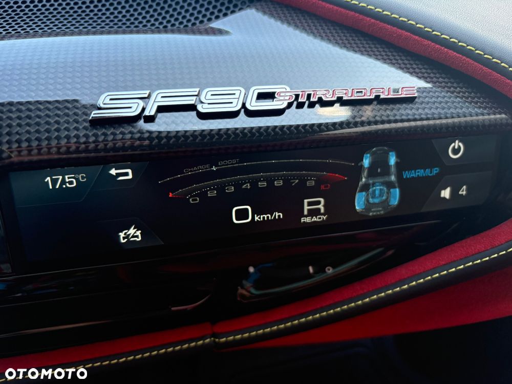 Ferrari SF90 Stradale - 38