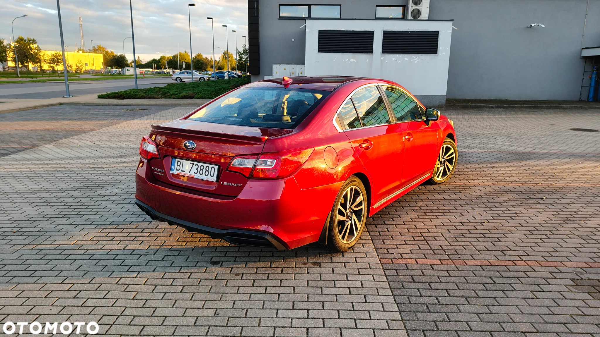 Subaru Legacy - 12