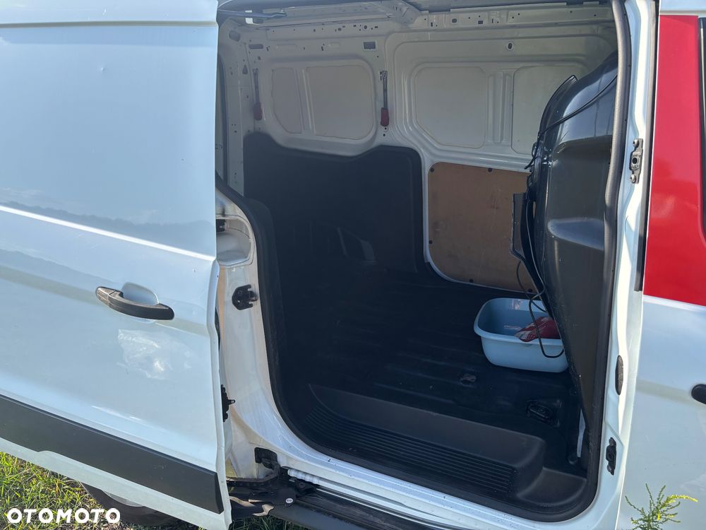 Ford Transit Connect - 8