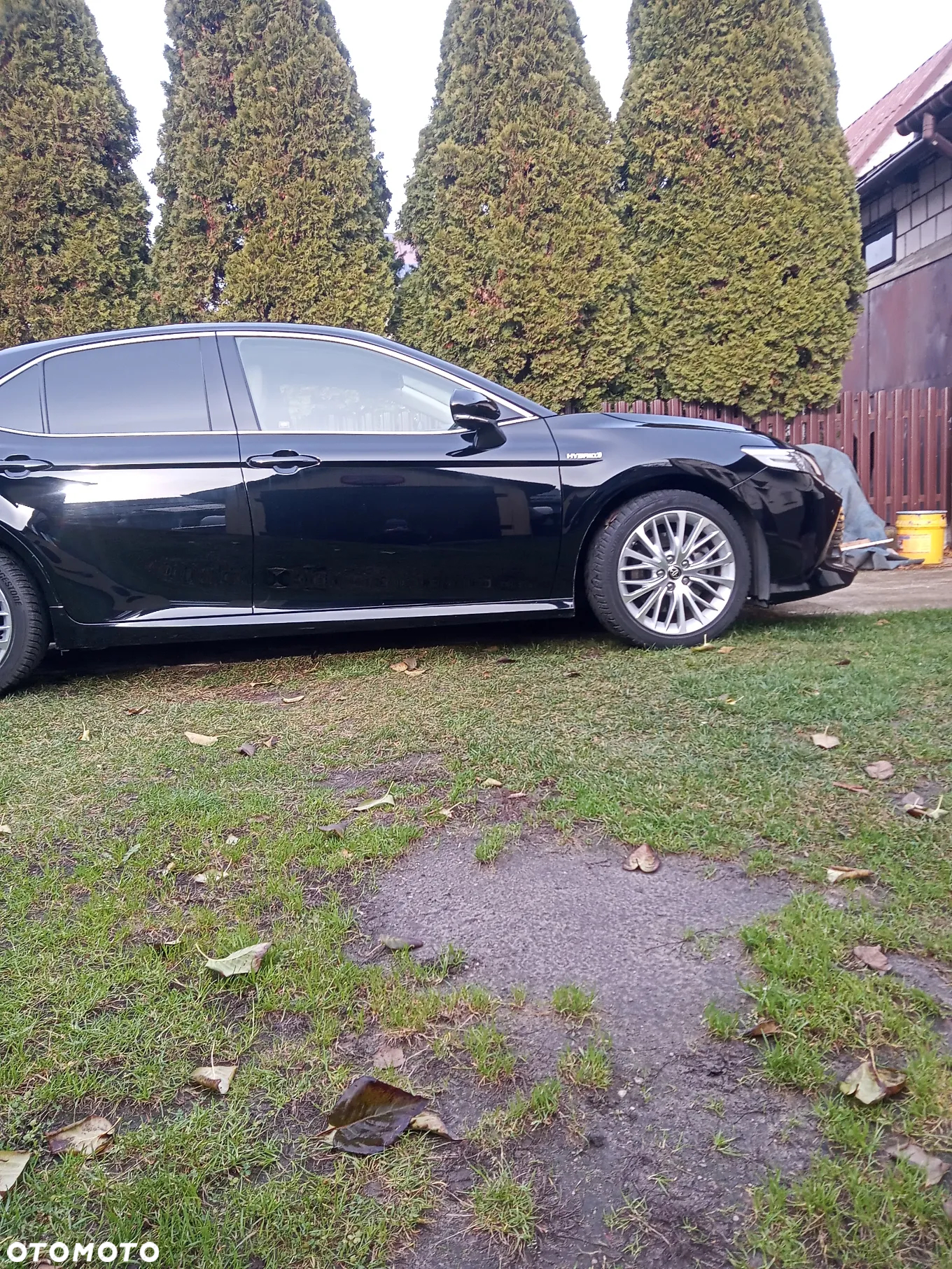 Toyota Camry 2.5 Hybrid Executive CVT - 19