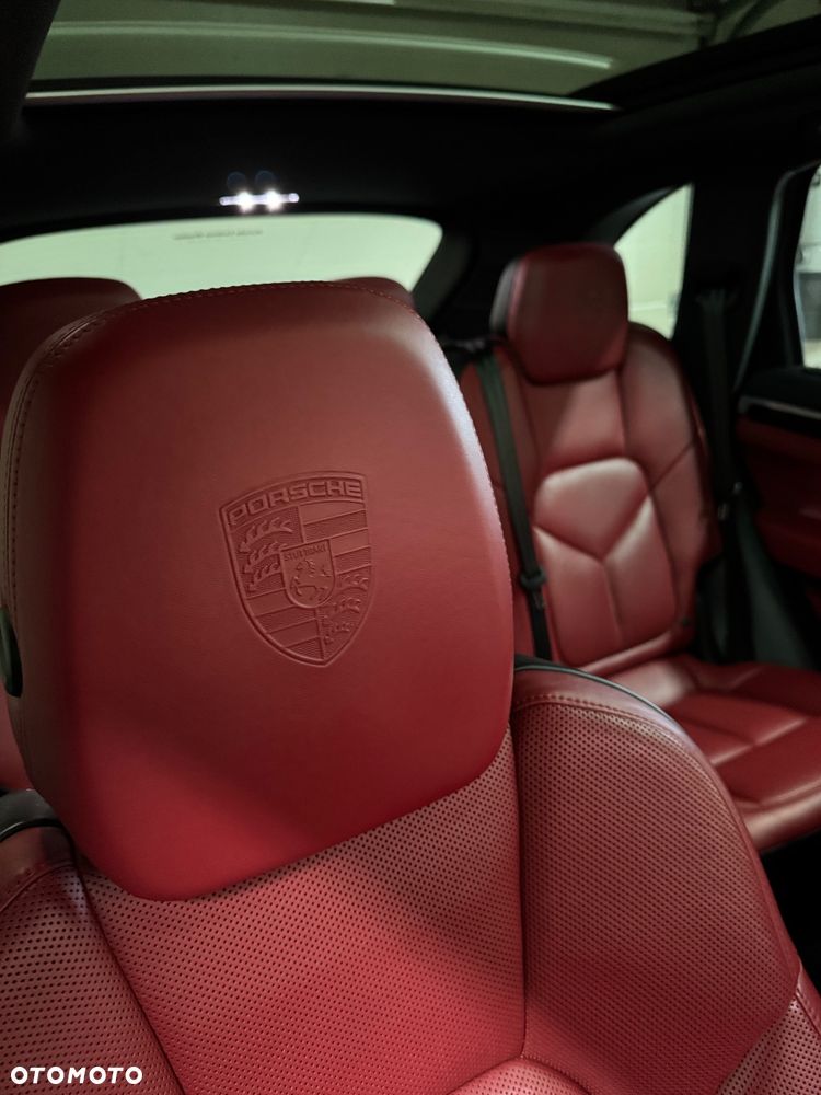 Porsche Cayenne Diesel Platinum Edition - 12