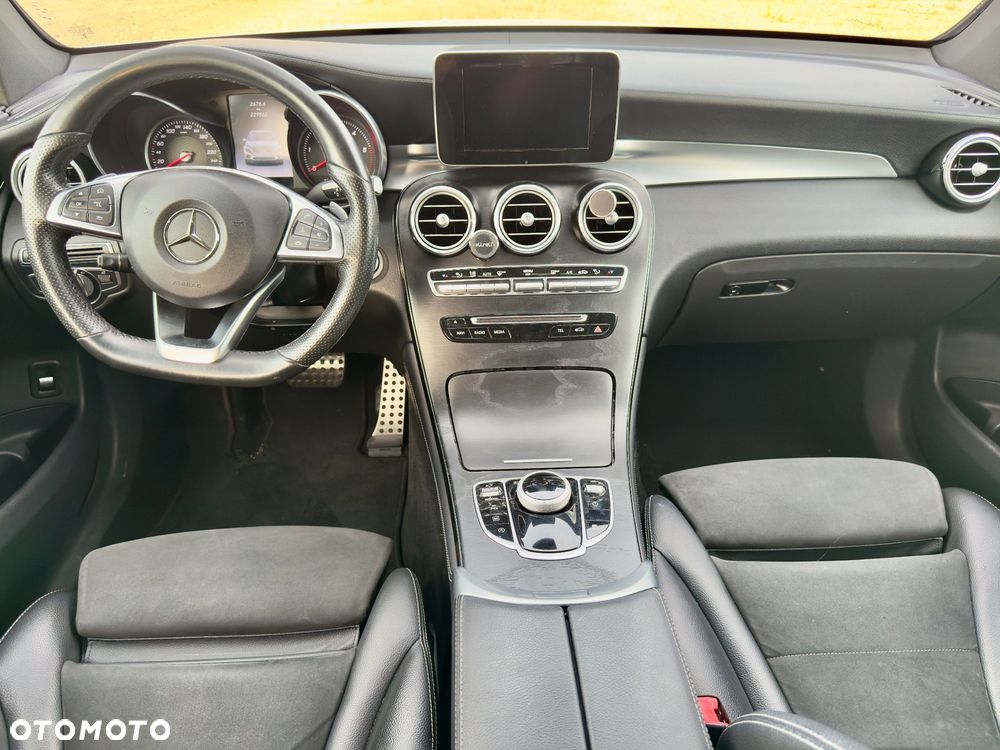 Mercedes-Benz GLC - 16