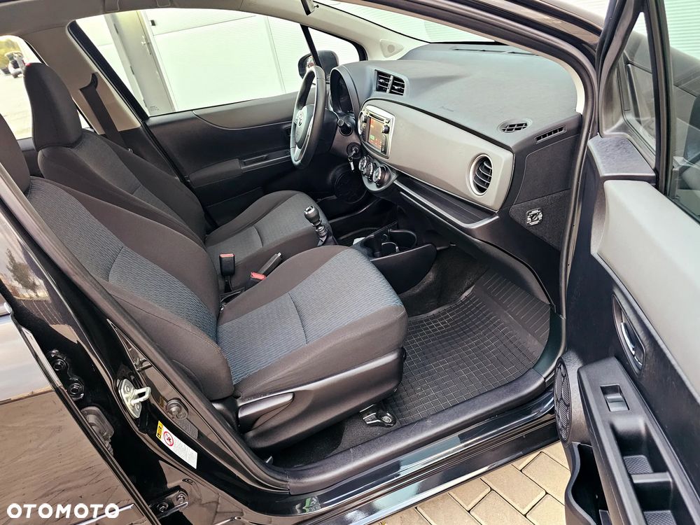 Toyota Yaris 1.33 VVT-i Executive - 25