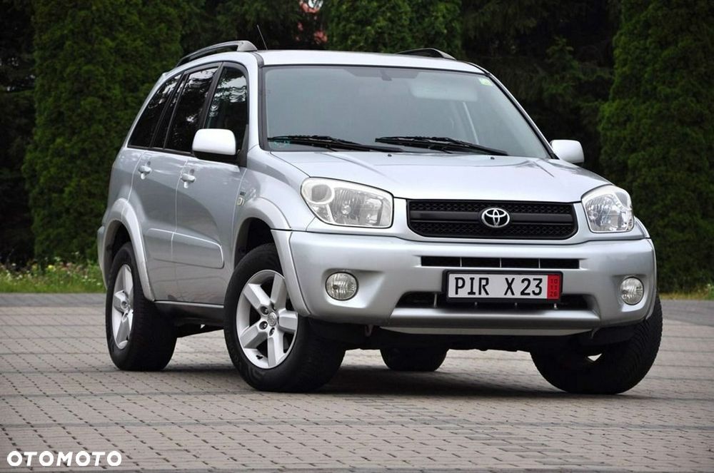Toyota RAV4 2.0 VVT-i 4x4 - 11