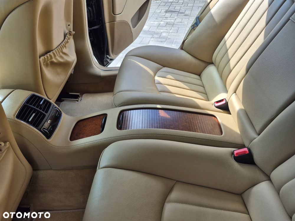 Mercedes-Benz CLS - 15