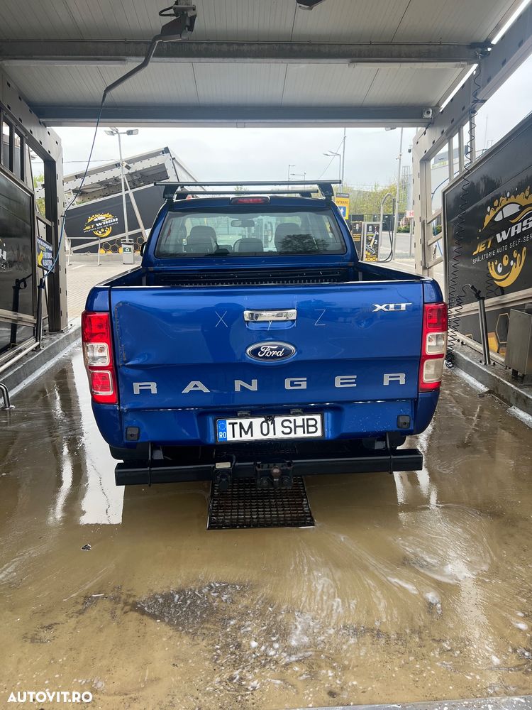 Ford Ranger 4x4 Cabina Dubla XLT - 10