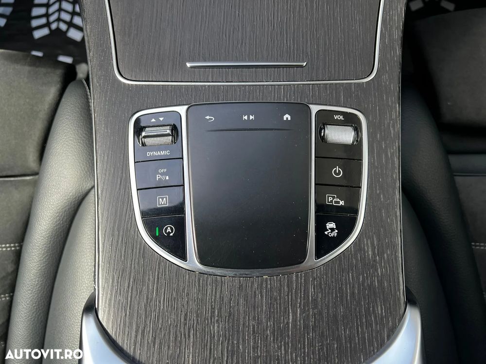 Mercedes-Benz GLC Coupe 220 d 4Matic 9G-TRONIC AMG Line - 23