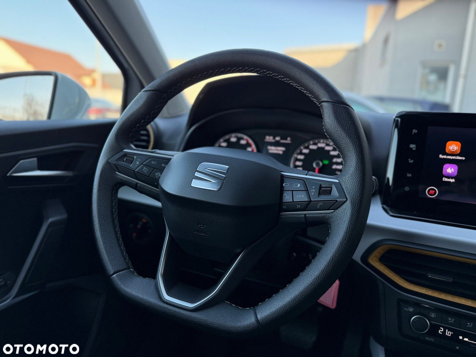 Seat Arona 1.0 TSI Style S&S DSG - 16
