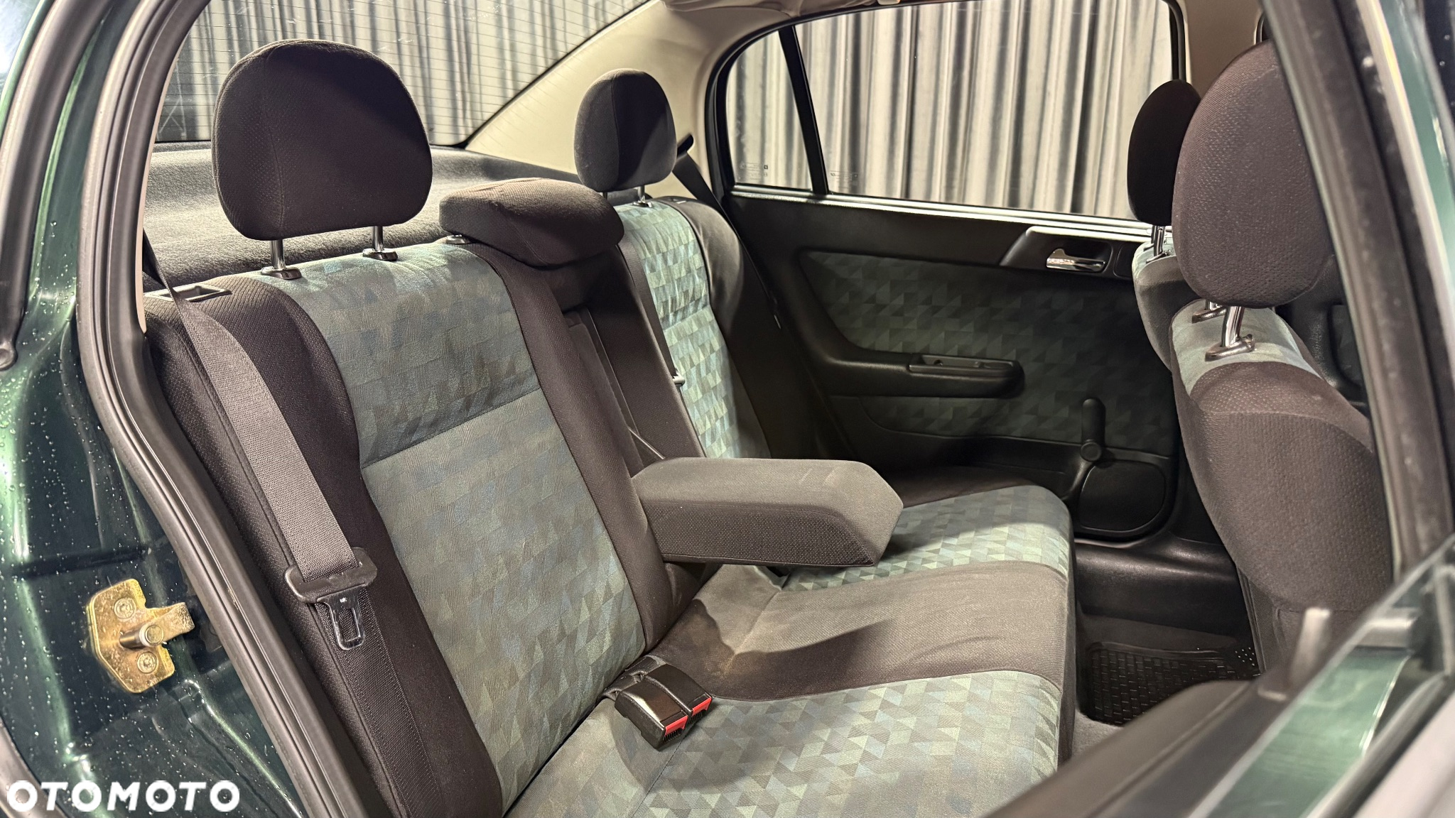 Opel Astra 1.6 16v 100 - 18