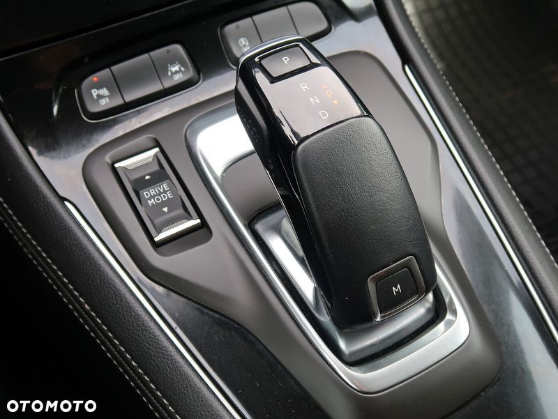 Opel Grandland 1.2 T GS S&S - 23