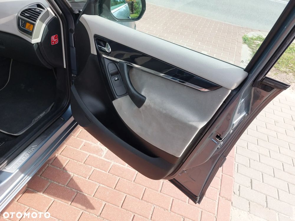 Citroën C4 Grand Picasso 2.0 HDi FAP Exclusive - 24