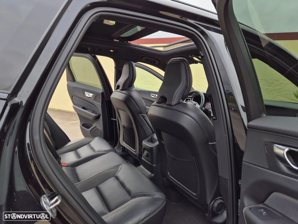 Volvo XC 60 2.0 T6 PHEV R-Design AWD - 25