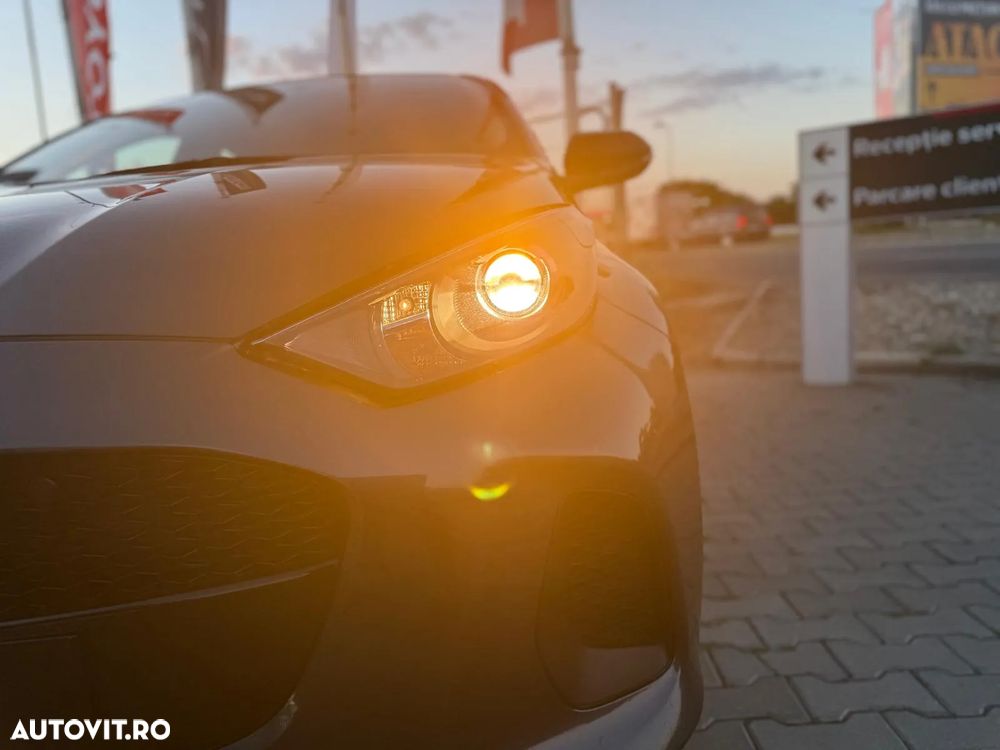 Mazda 2 G116 CVT HEV Exclusive-Line - 11