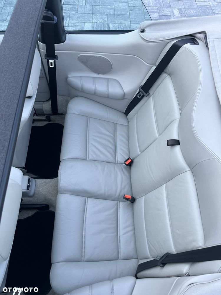 Volkswagen Golf 1.8 / 1.8 C - 21