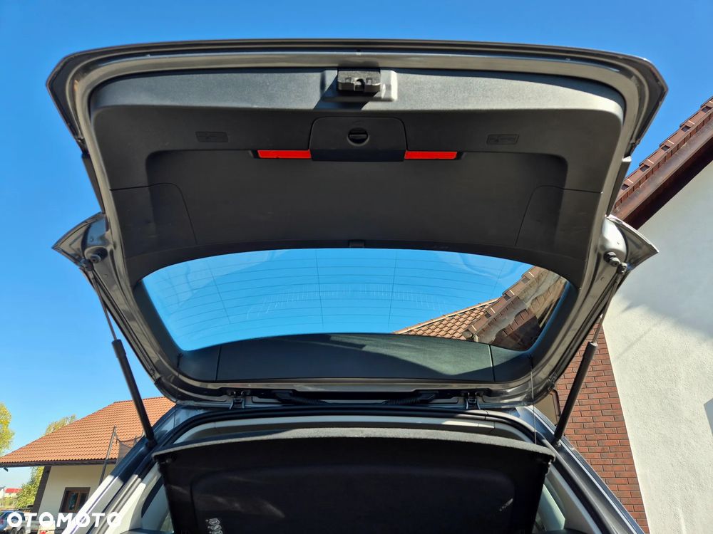 Volkswagen Golf Sportsvan 1.2 TSI (BlueMotion Technology) Trendline - 29
