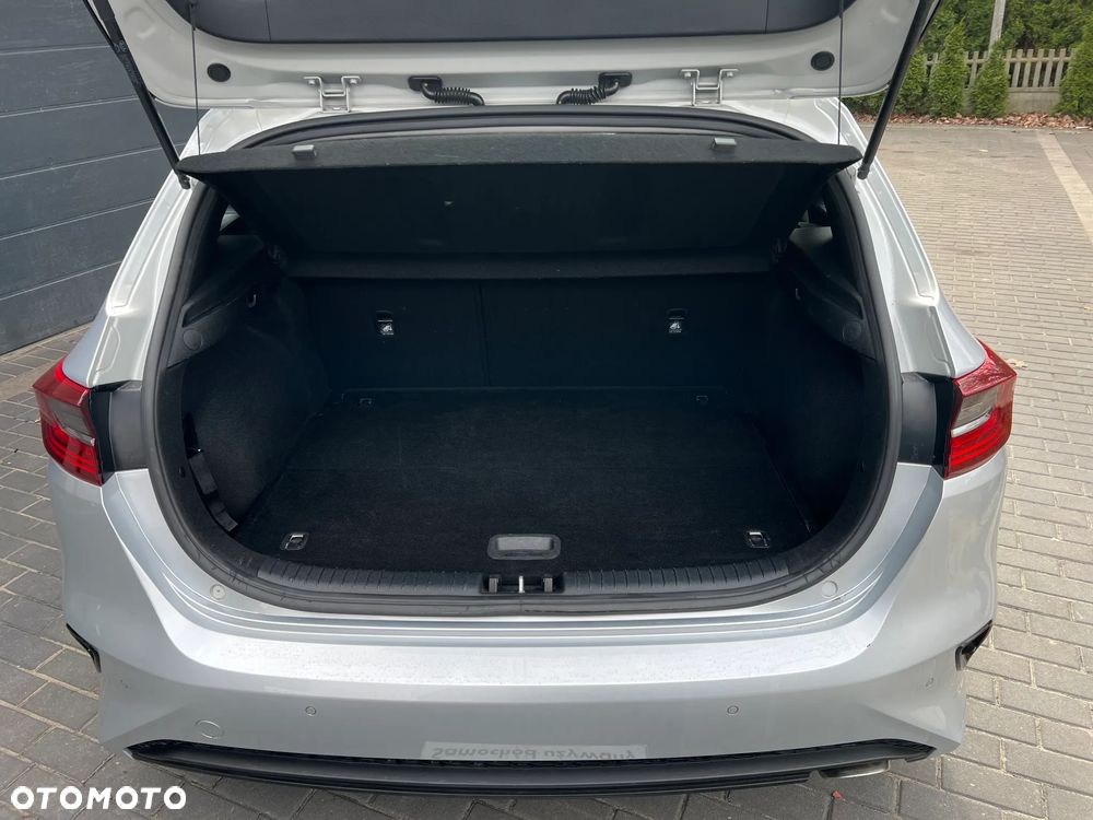 Kia Ceed 1.6 CRDi SCR L - 15