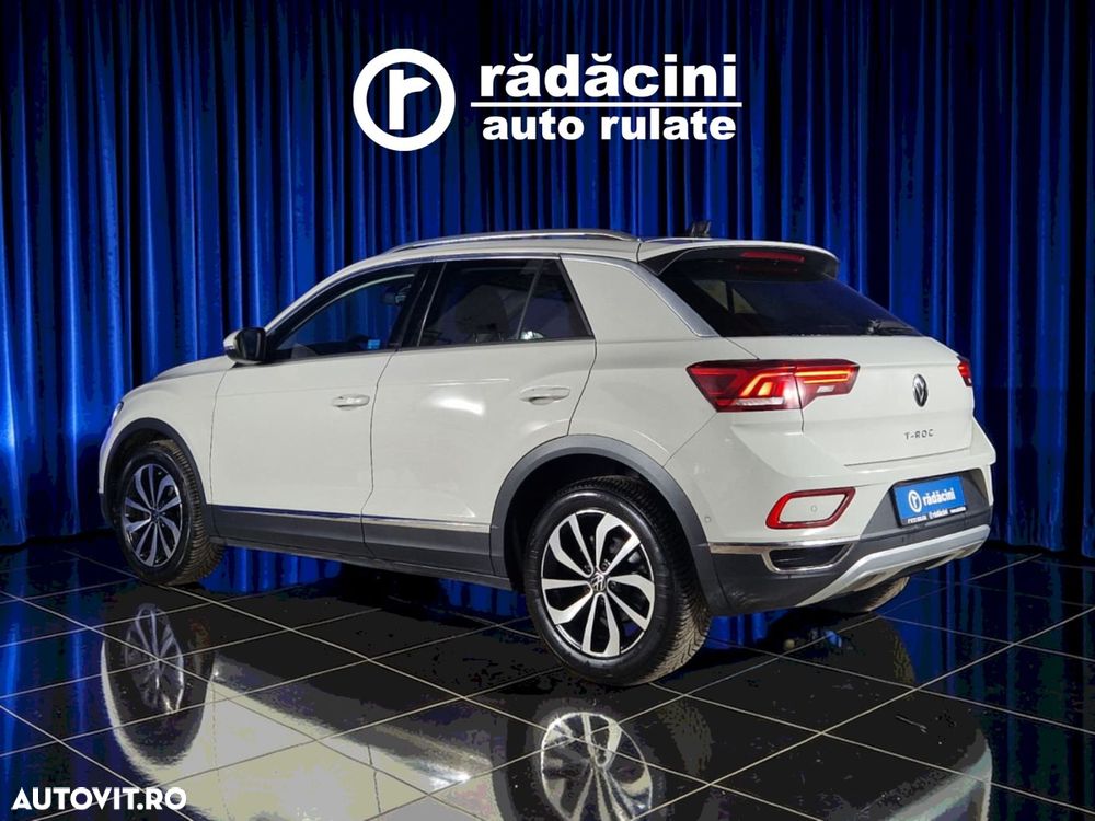 Volkswagen T-Roc - 9