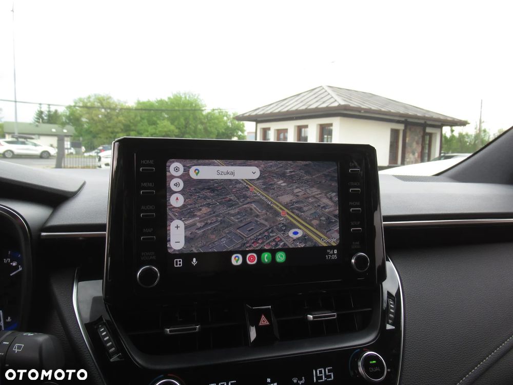 Toyota Corolla 1.8 Hybrid Comfort - 27