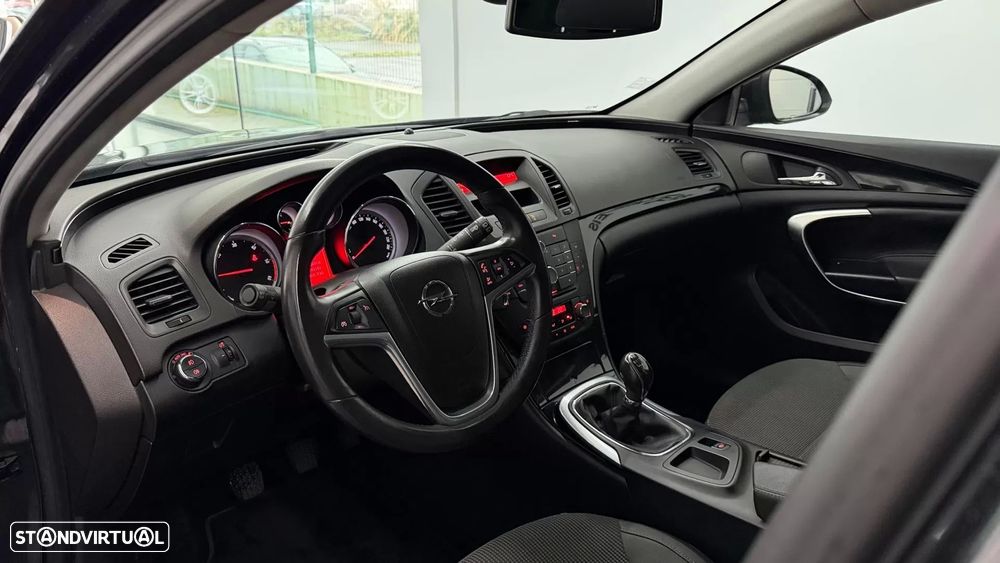 Opel Insignia Sports Tourer - 15