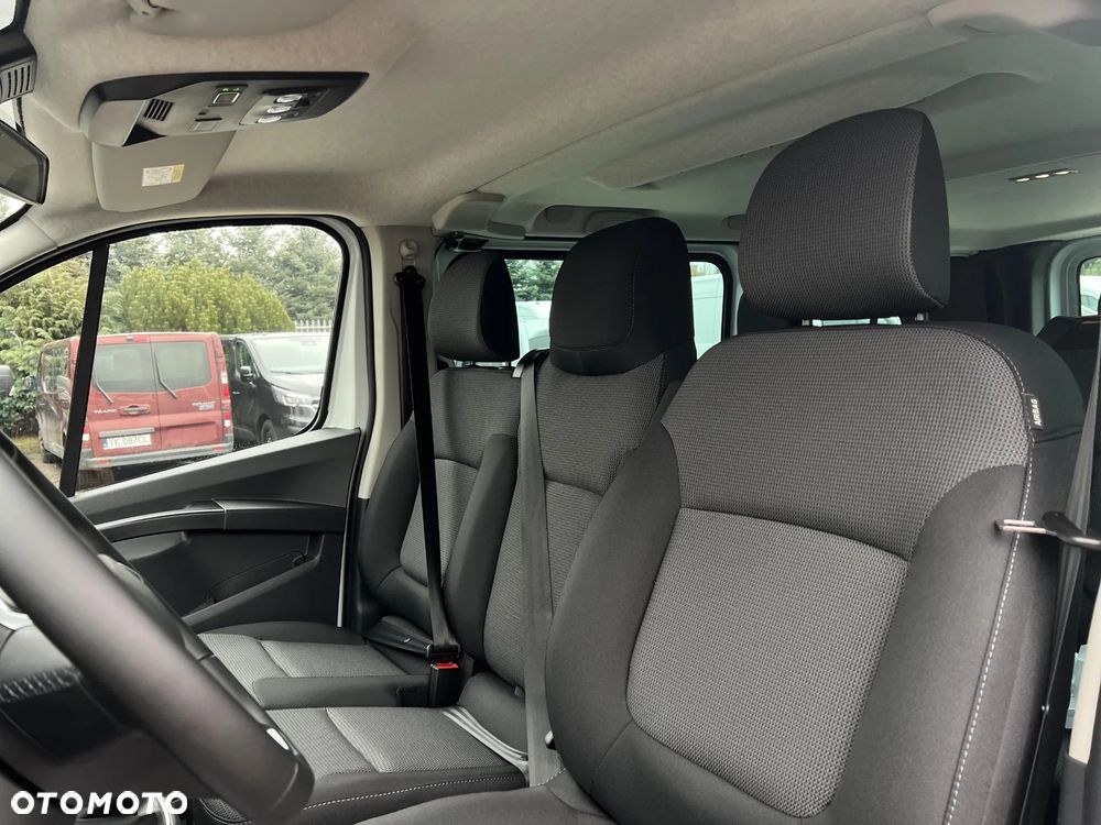 Renault Trafic - 10