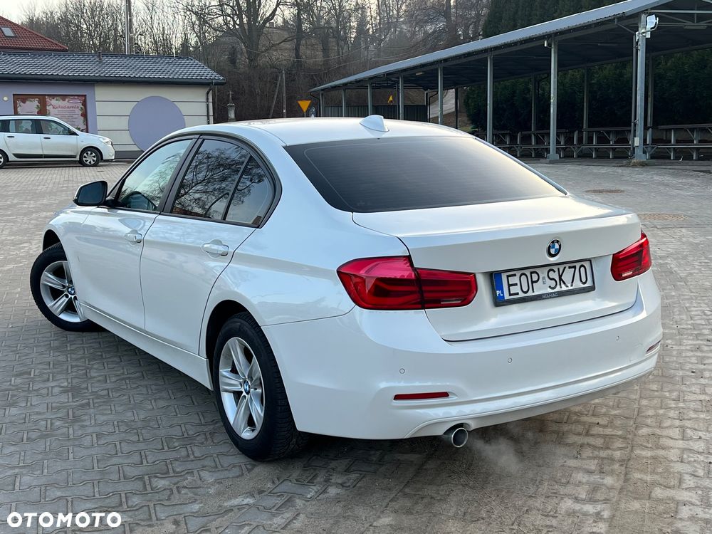 BMW Seria 3 318i - 19