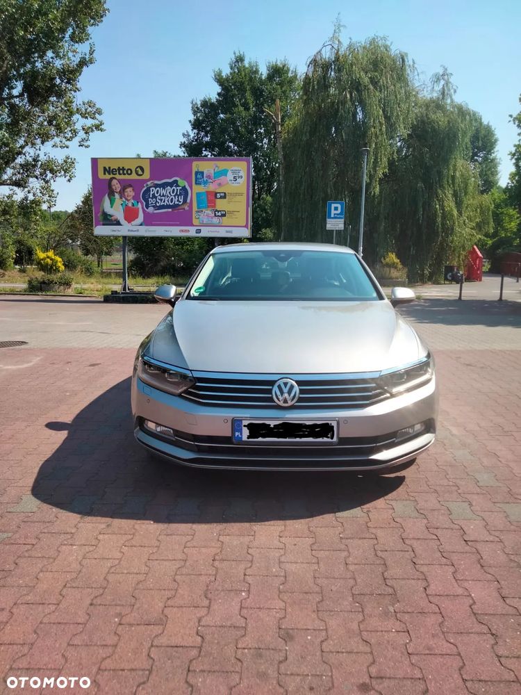 Volkswagen Passat 2.0 TDI BMT Comfortline DSG - 2