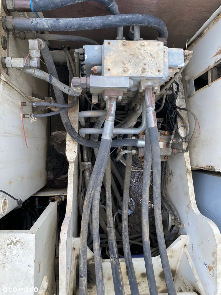 Terex TC 260 lc - 18
