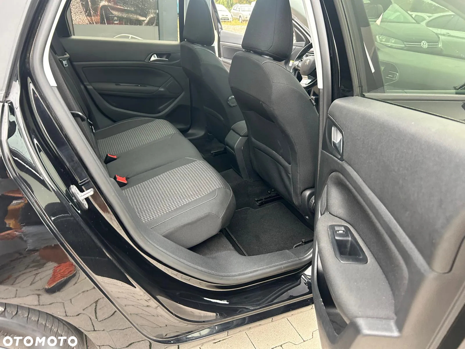 Peugeot 308 1.5 BlueHDi Allure S&S EAT6 - 22