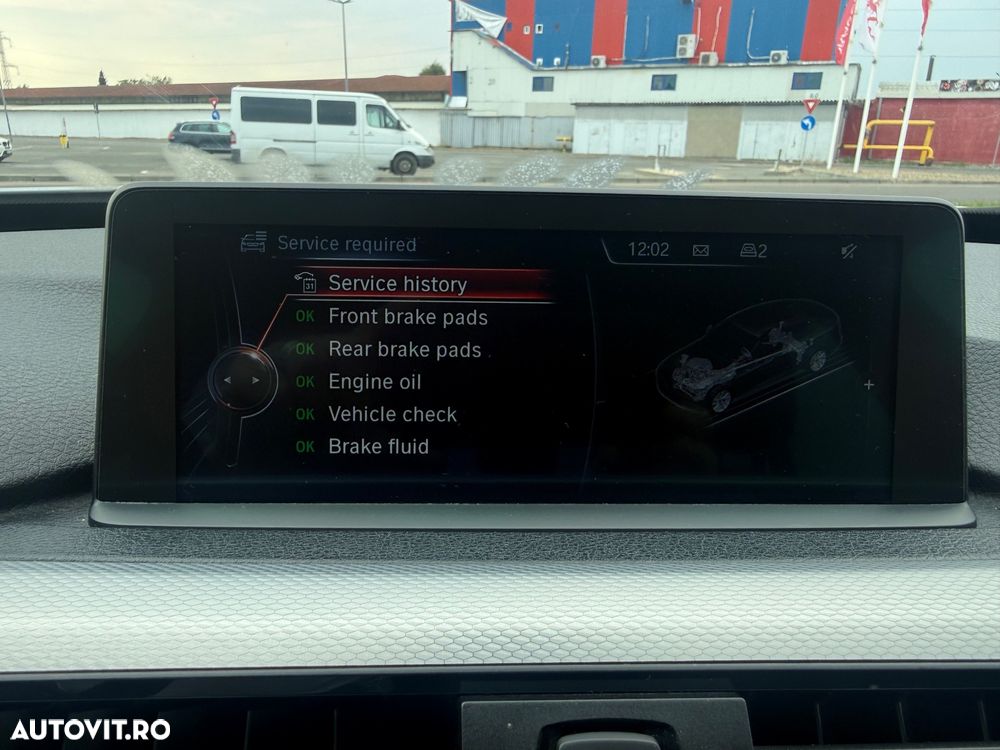 BMW Seria 3 318d Aut. Blue Performance Modern Line - 32