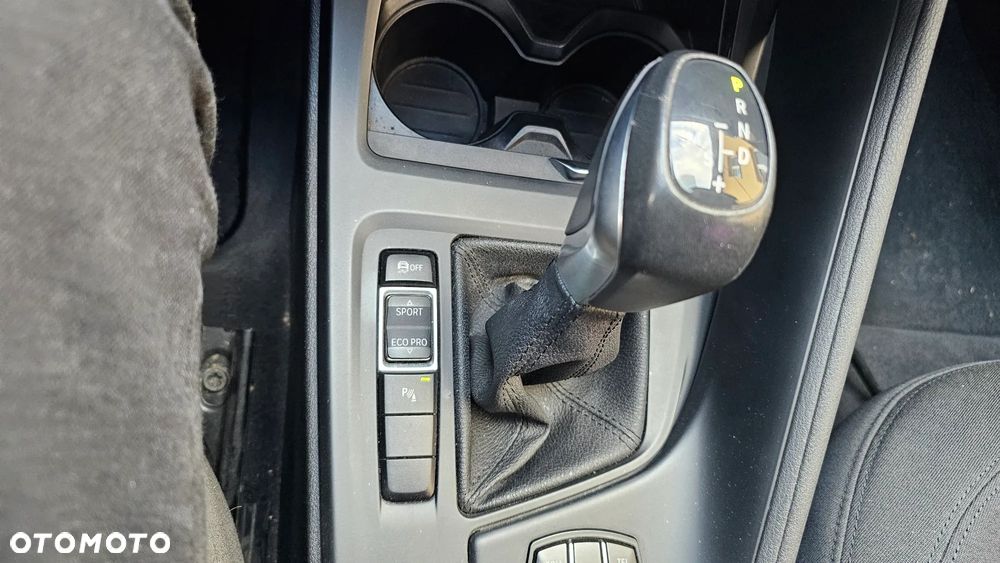 BMW X1 sDrive18d Advantage - 37