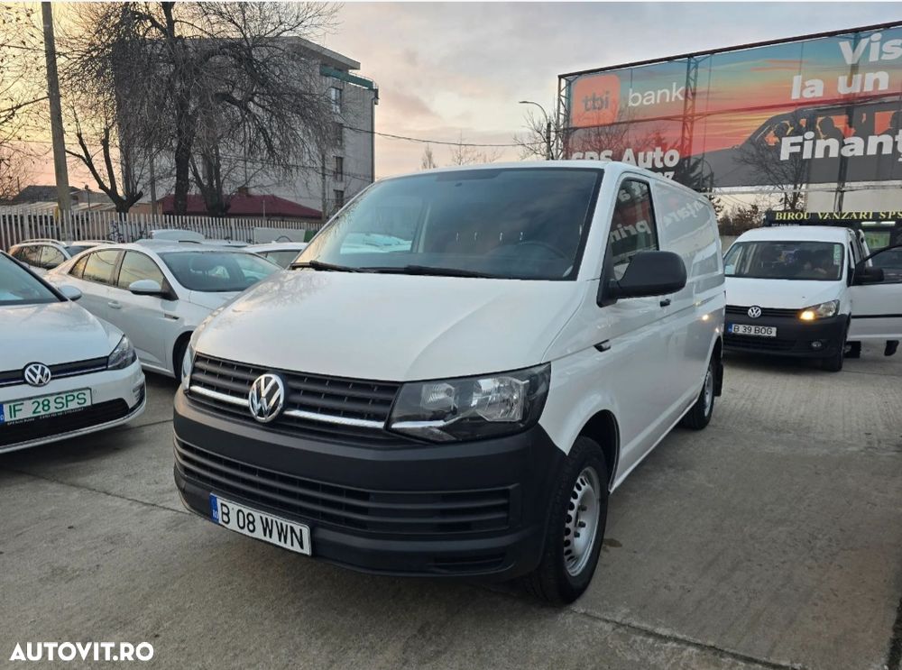 Volkswagen Transporter - 1