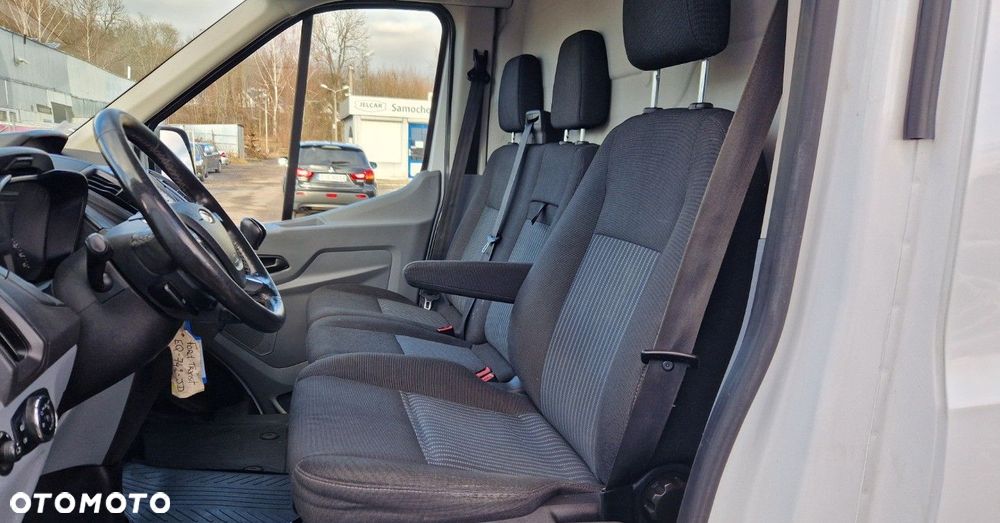 Ford Transit - 21