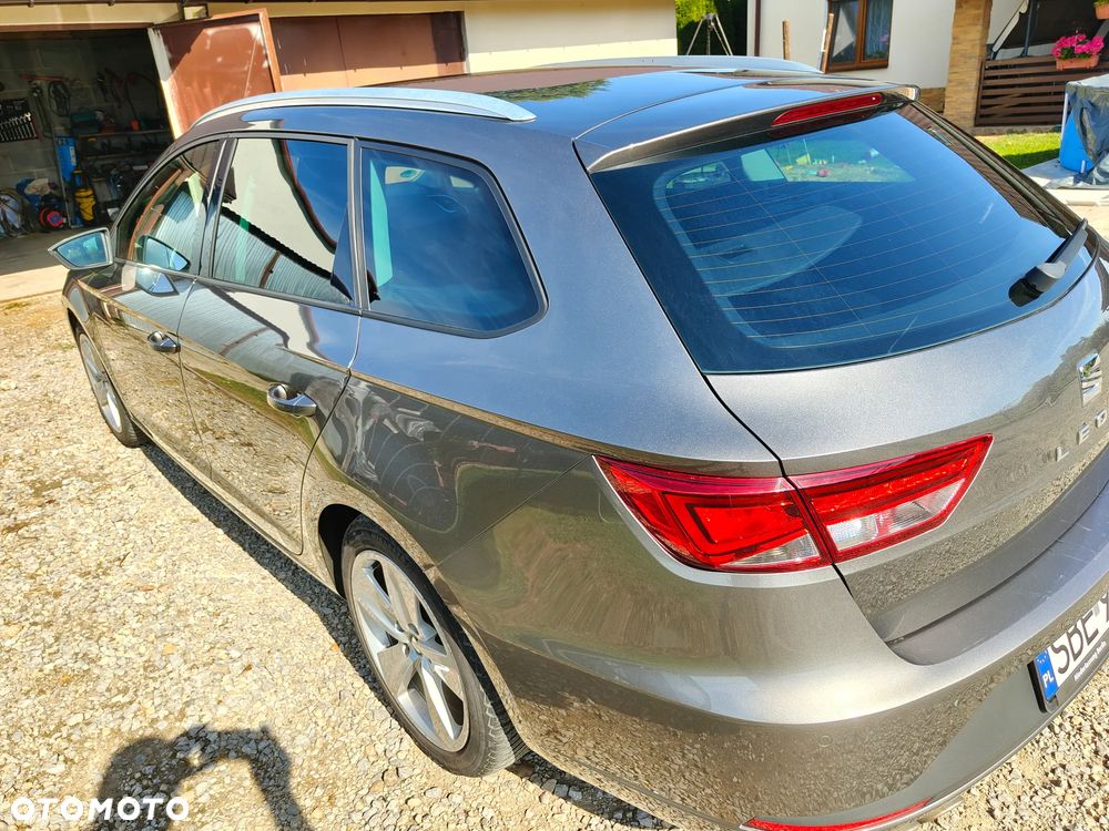 Seat Leon 2.0 TDI FR Black S&S DSG - 3