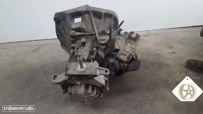 CAIXA VELOCIDADES FIAT PUNTO 2002 - 3