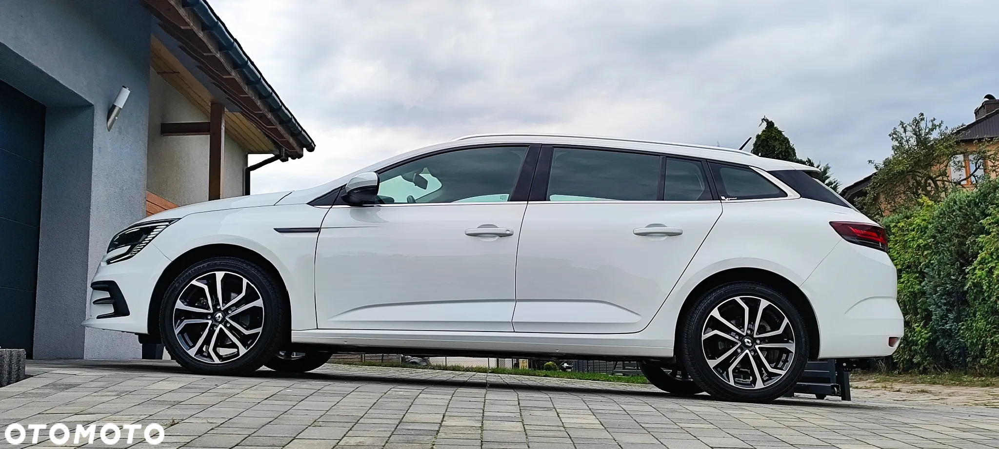 Renault Megane - 11