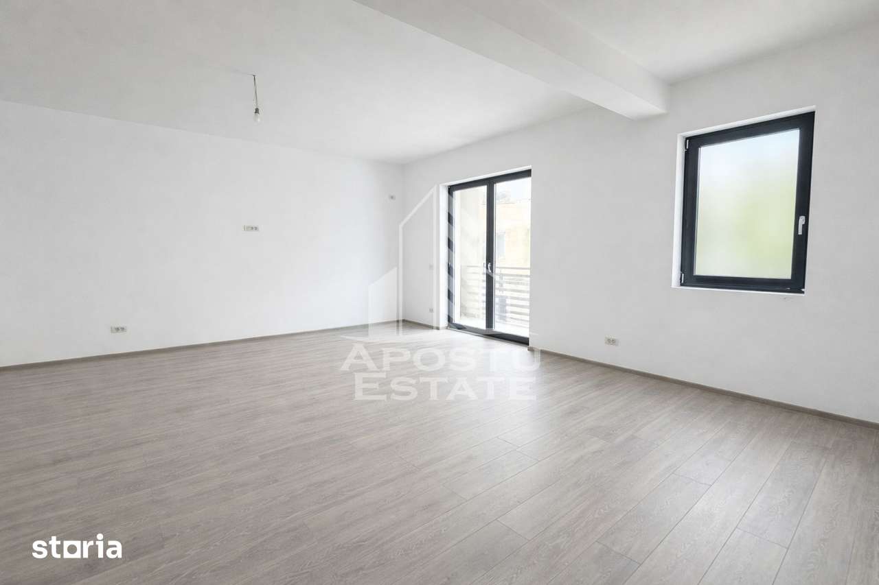 Apartament cu 2 camere, semidecomandat, etaj 2, zona Lidl din Giroc — fotografia 1