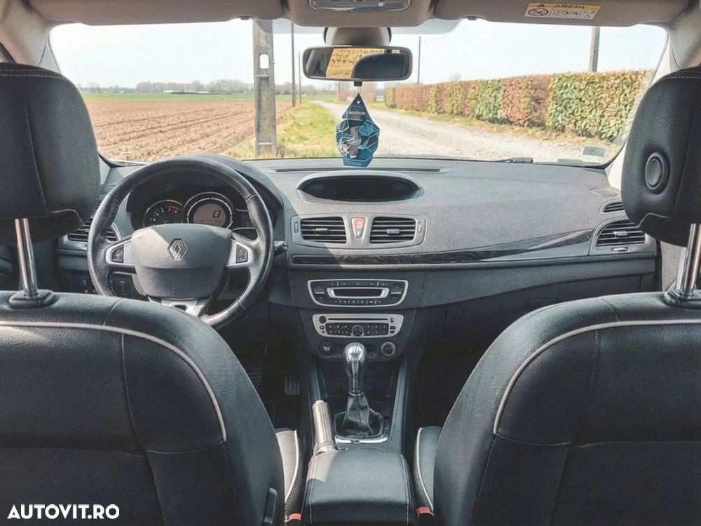 Renault Fluence 1.6 Dynamique - 8
