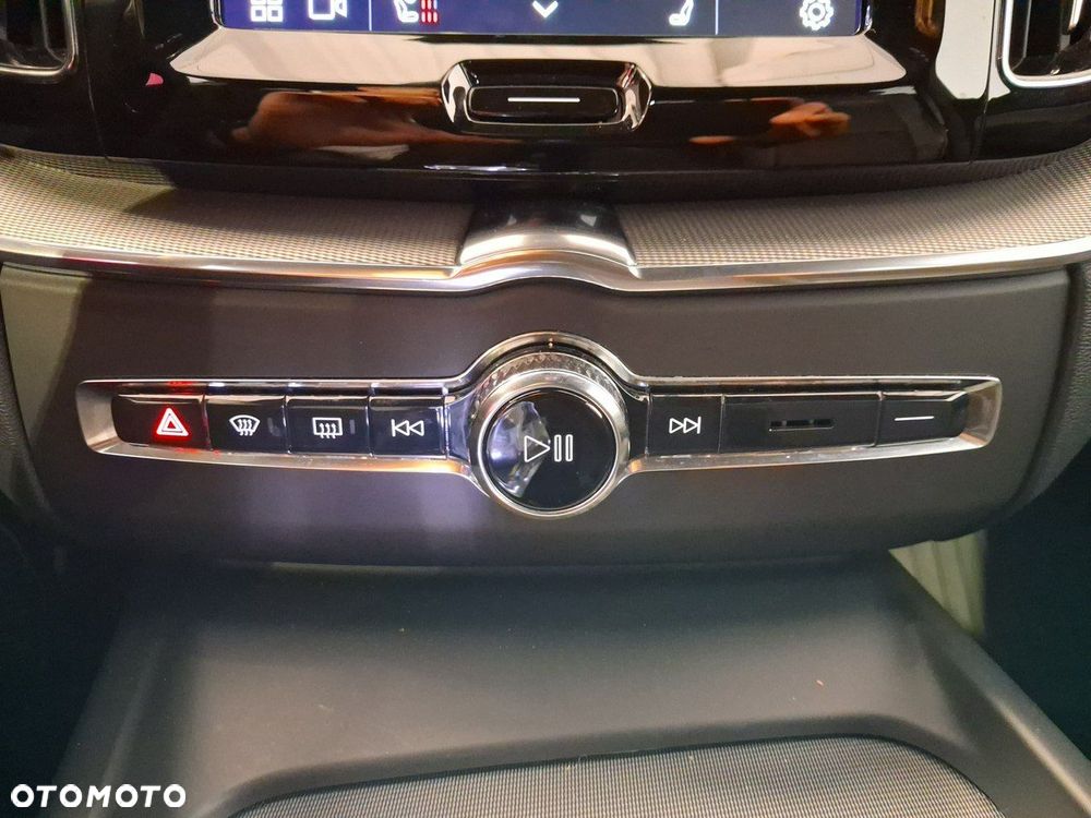 Volvo XC 60 - 35