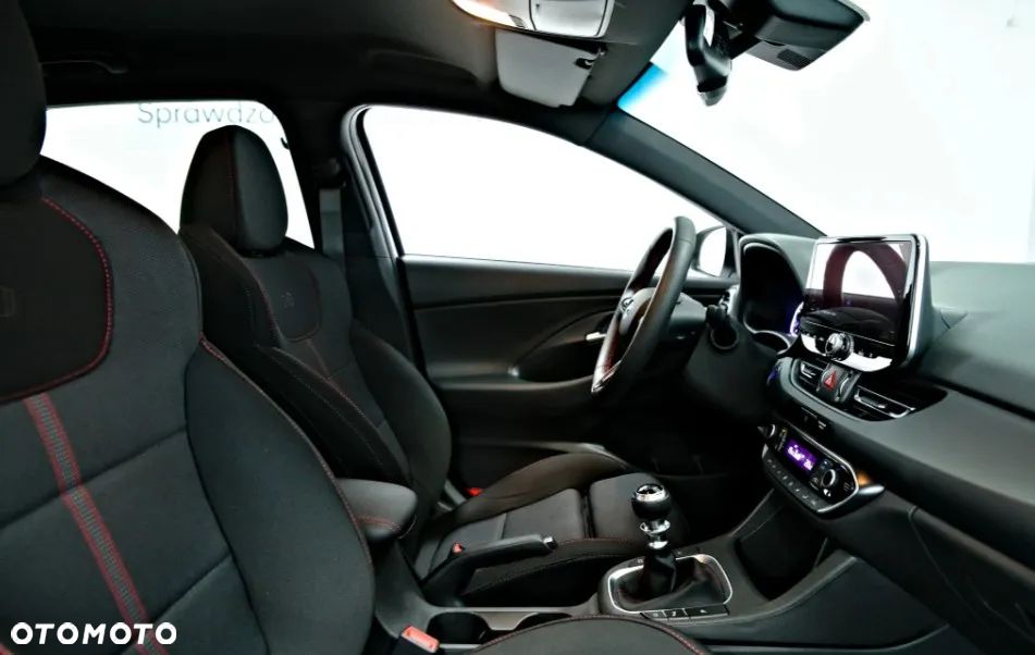 Hyundai i30 1.5 T-GDI 48V-Hybrid N-Line - 16