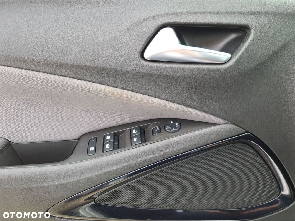 Opel Crossland X 1.2 T 120 Lat S&S - 14