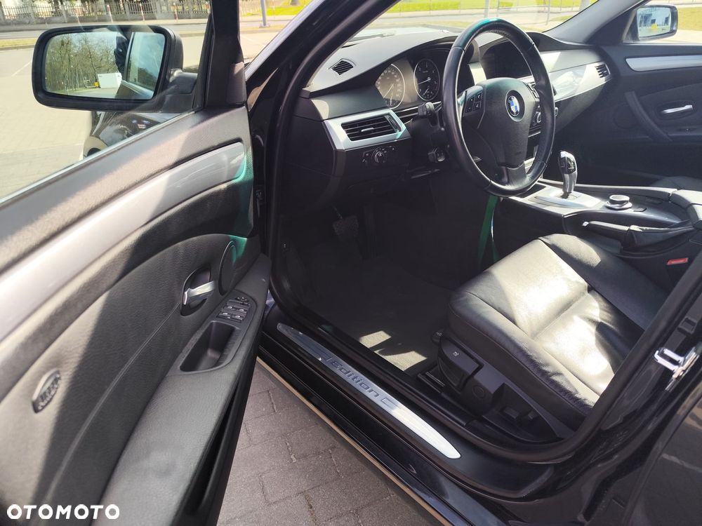 BMW Seria 5 530d Sport-Aut Edition Lifestyle - 16