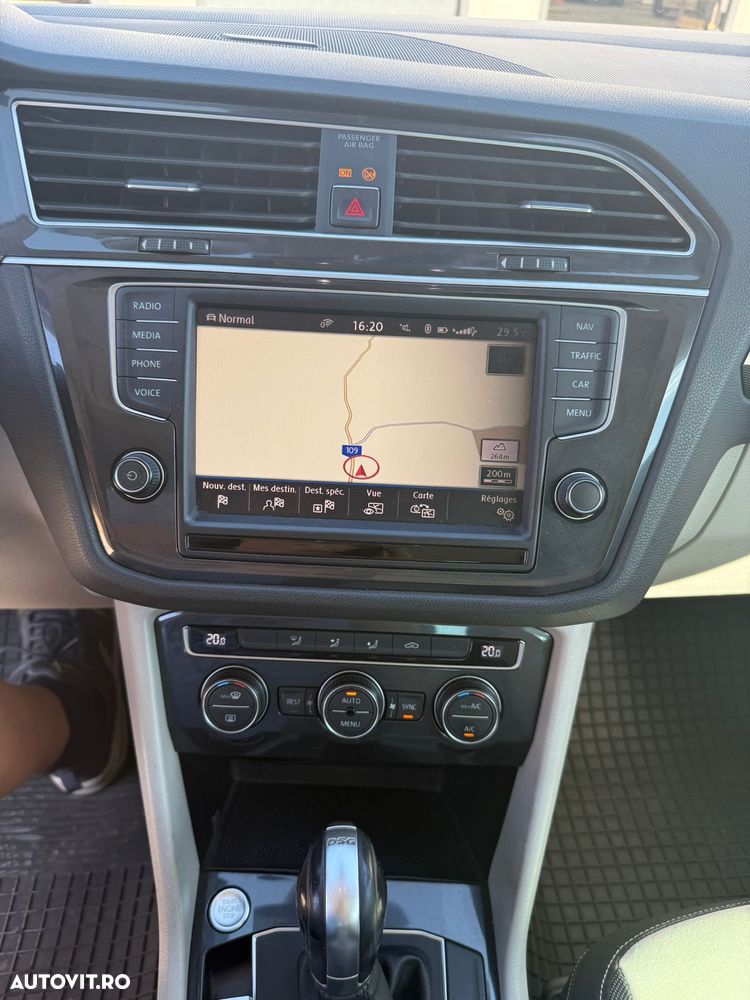 Volkswagen Tiguan - 13