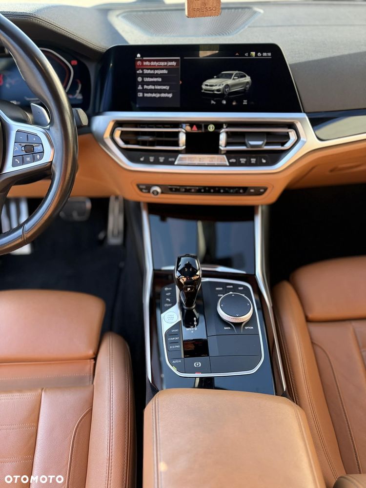 BMW Seria 3 330i M Sport sport - 14