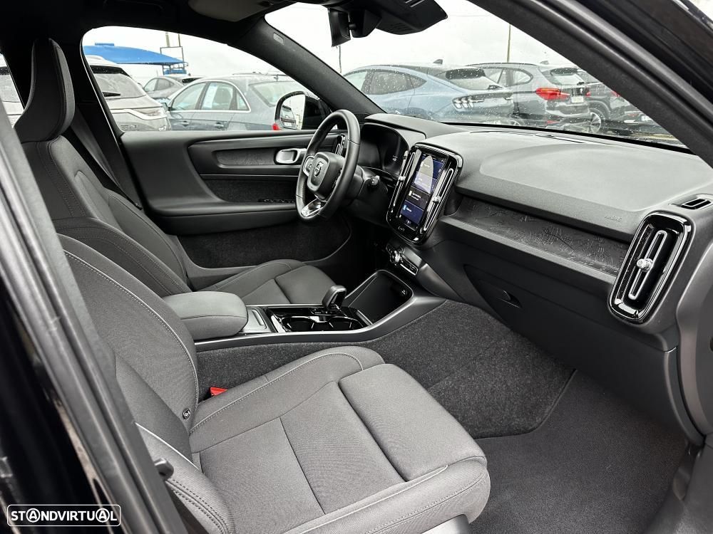 Volvo XC 40 Recharge 69 kWh Single Motor Plus - 35