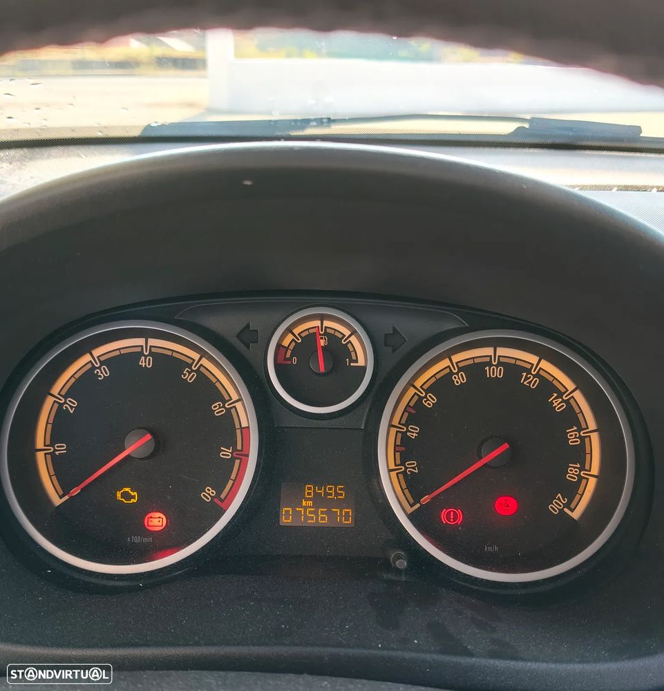 Opel Corsa 1.2 Cosmo - 9