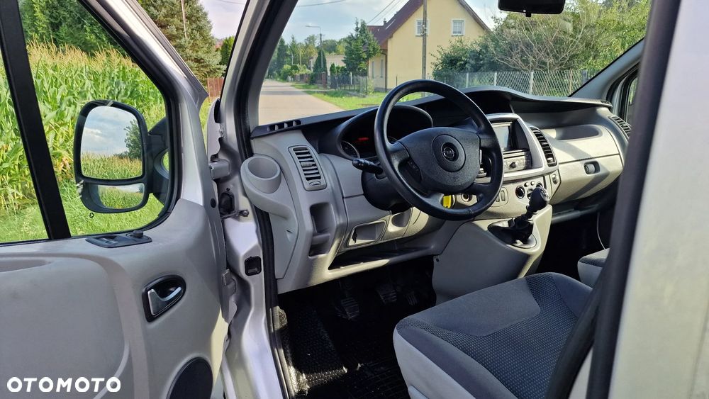 Opel Vivaro - 15