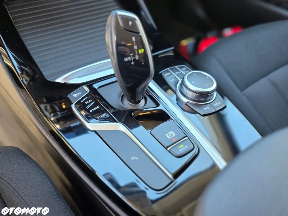 BMW X3 xDrive20i GPF Business Edition sport - 23