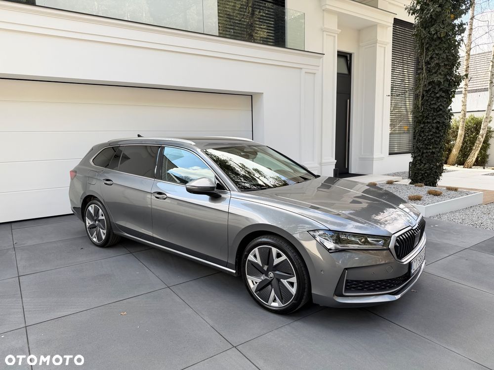 Skoda Superb 1.5 TSI mHEV Selection DSG - 2